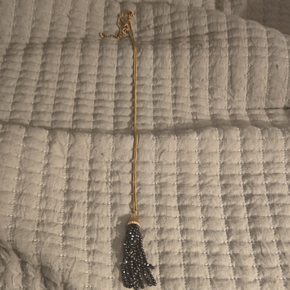 Jewelry - Elegant Gold and Black Beaded Necklace